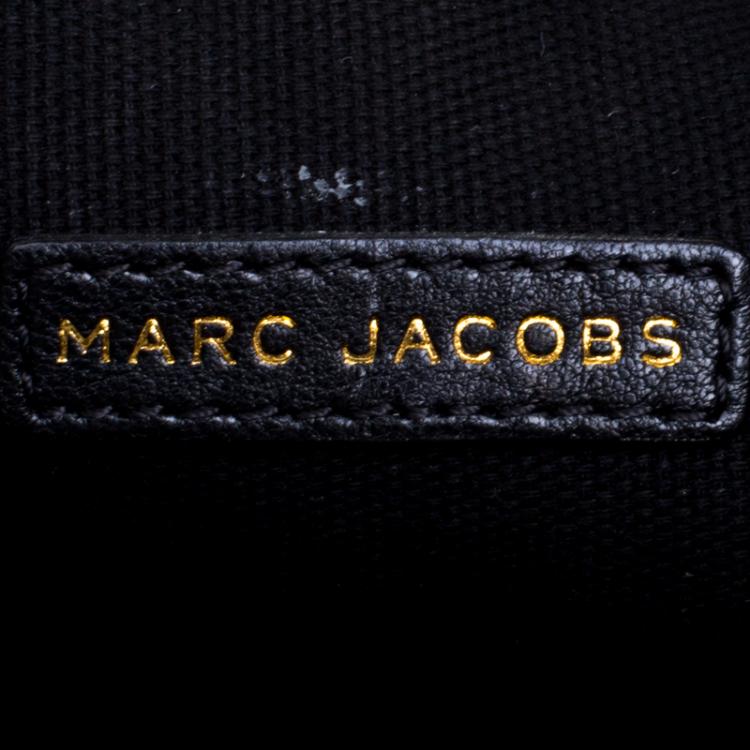 Pre Owned Marc Jacobs Black Quilted Leather Clutch