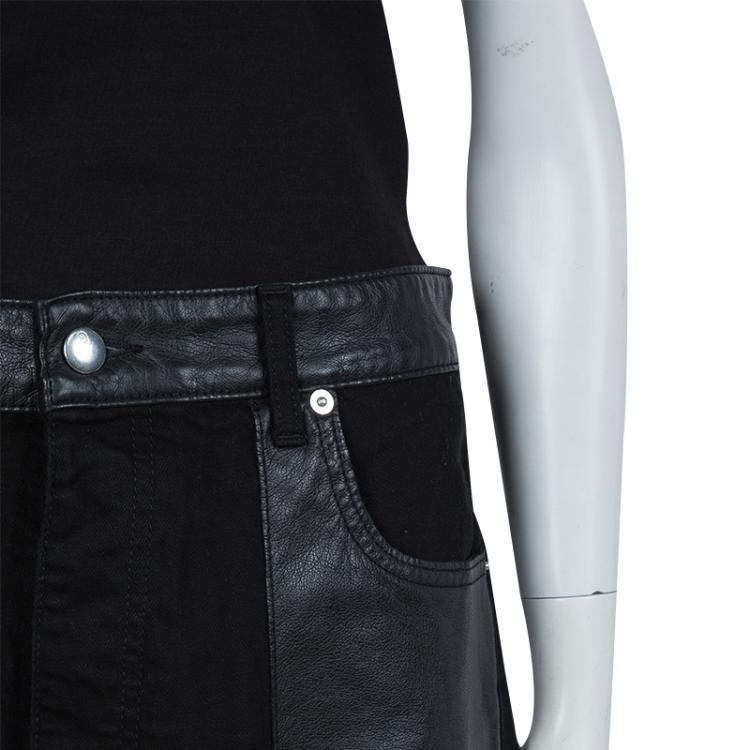 Pre Owned McQ by Alexander McQueen Black Shorts M