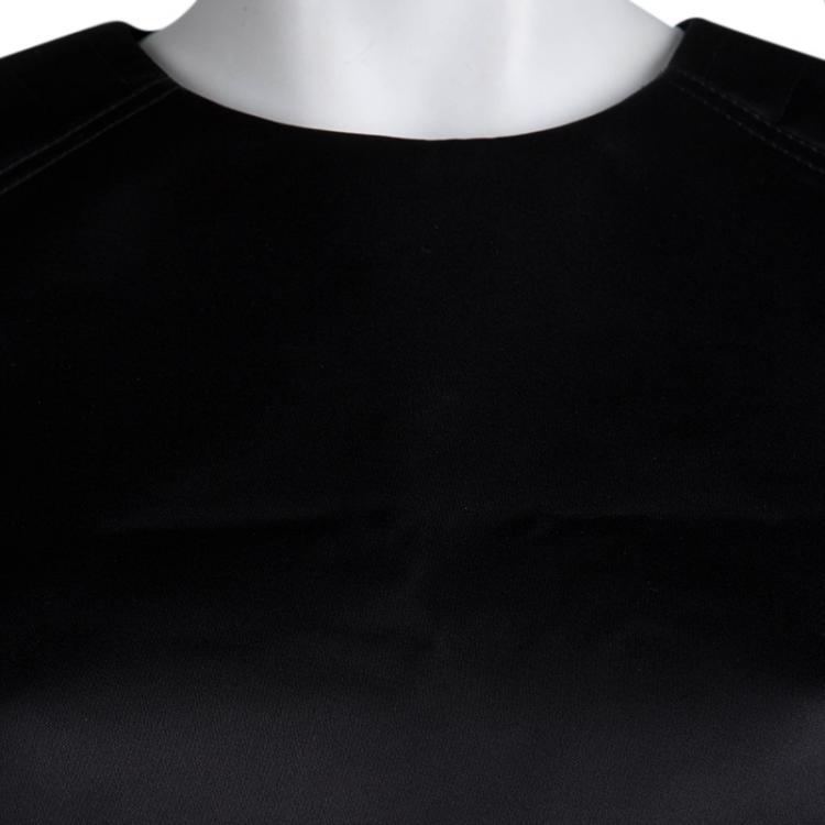 Pre Owned McQ By Alexander McQueen Black Sleeveless Crop Top M
