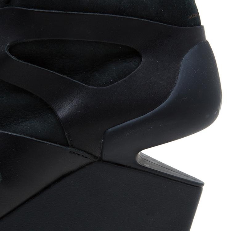 Pre Owned McQ By Alexander McQueen For Puma Black Leather and Nubuck Leap Wedge Sneakers Size 42 