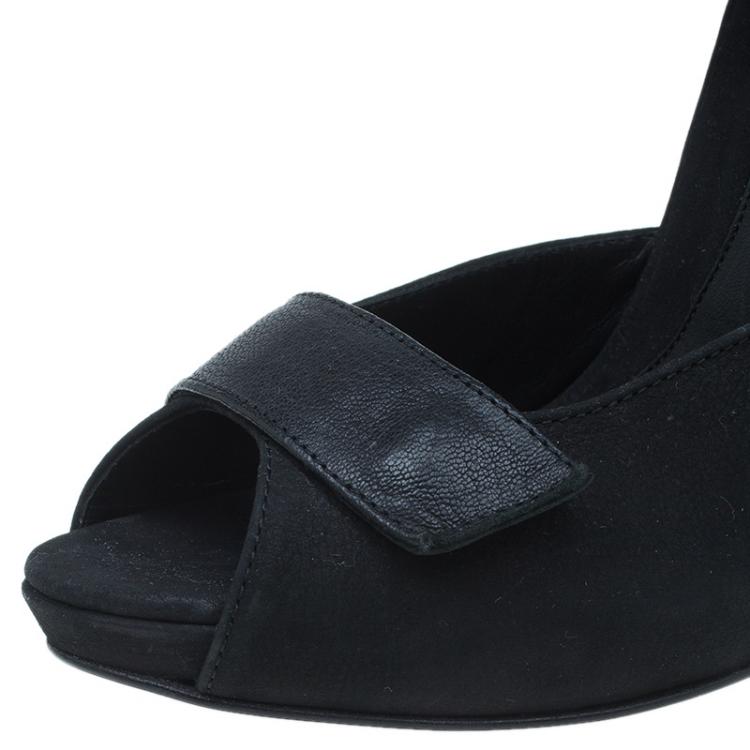 Pre Owned MCQ by Alexander MCQueen Black Leather Ankle Strap Sandals Size 37