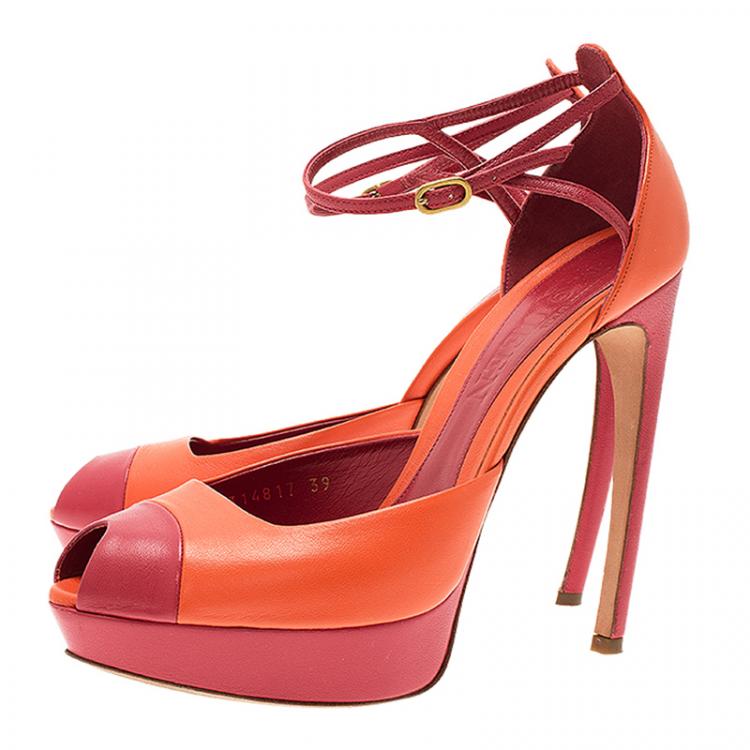 Pre Owned McQ by Alexander McQueen Red and Orange Leather Peep Toe Platform Sandals Size 39