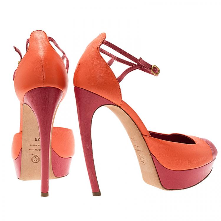 Pre Owned McQ by Alexander McQueen Red and Orange Leather Peep Toe Platform Sandals Size 39