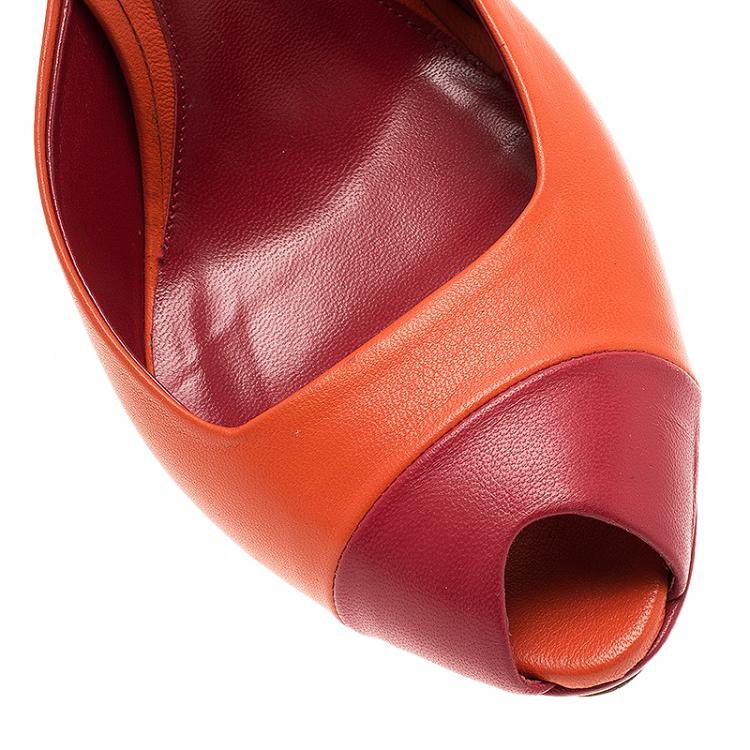 Pre Owned McQ by Alexander McQueen Red and Orange Leather Peep Toe Platform Sandals Size 39