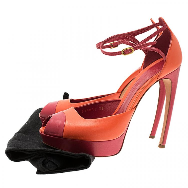 Pre Owned McQ by Alexander McQueen Red and Orange Leather Peep Toe Platform Sandals Size 39