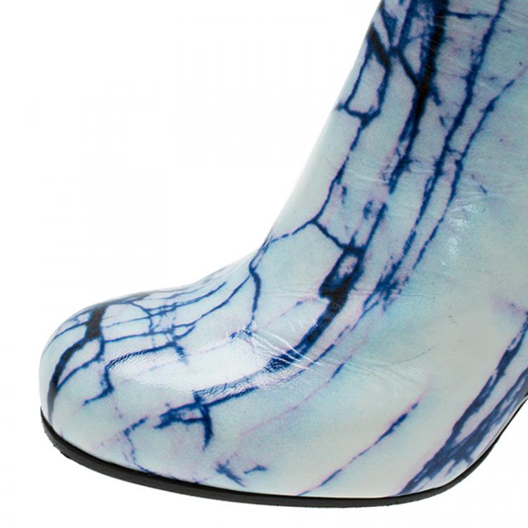 Pre Owned McQ by Alexander McQueen Blue and White Printed Leather Geffrye Boots Size 39