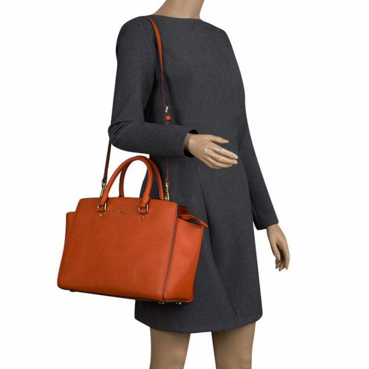 Pre Owned Michael Kors Orange Saffiano Leather Medium Selma Tote