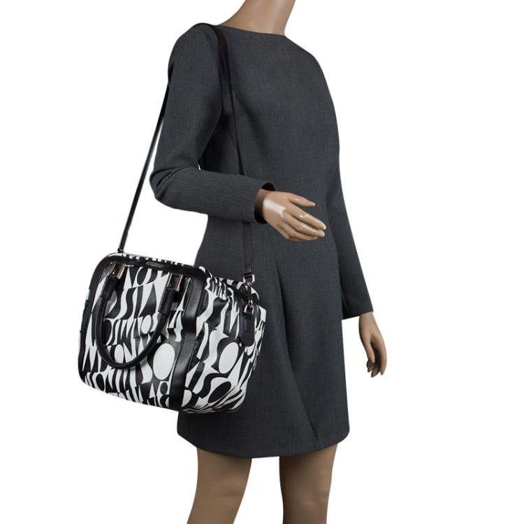 Pre Owned Missoni Black and White Leather Logo Print Tote