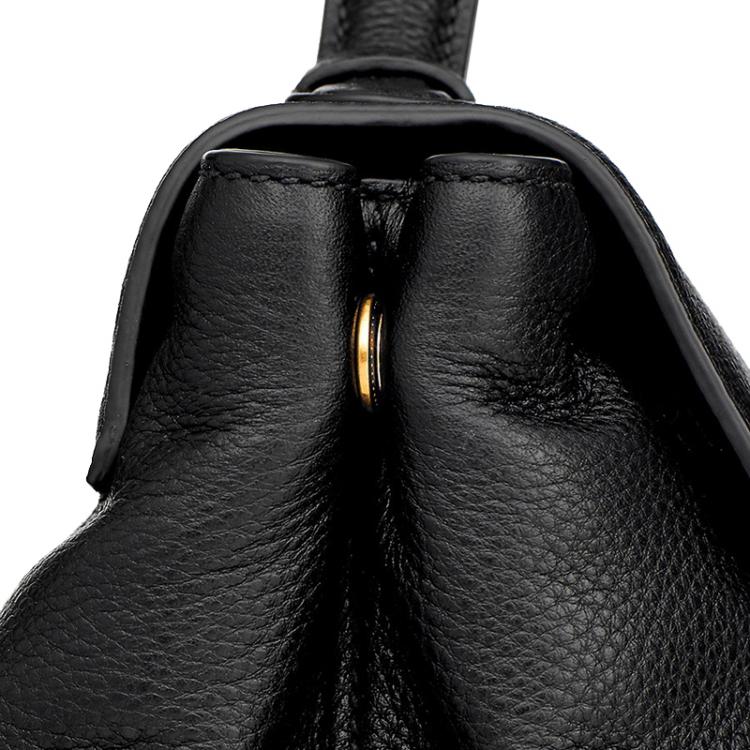 مملوكة مسبقًا Miu Miu Black Vitello Caribu Leather Top Handle Bag