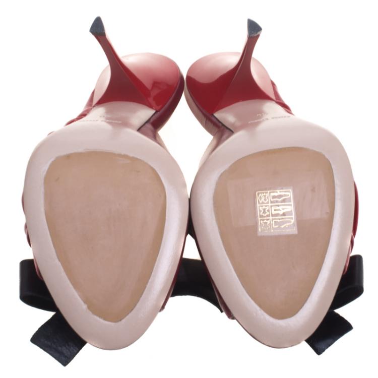 Pre Owned Miu Miu Red And Black Ruched Patent Leather Bow Embellished Mules Size 40
