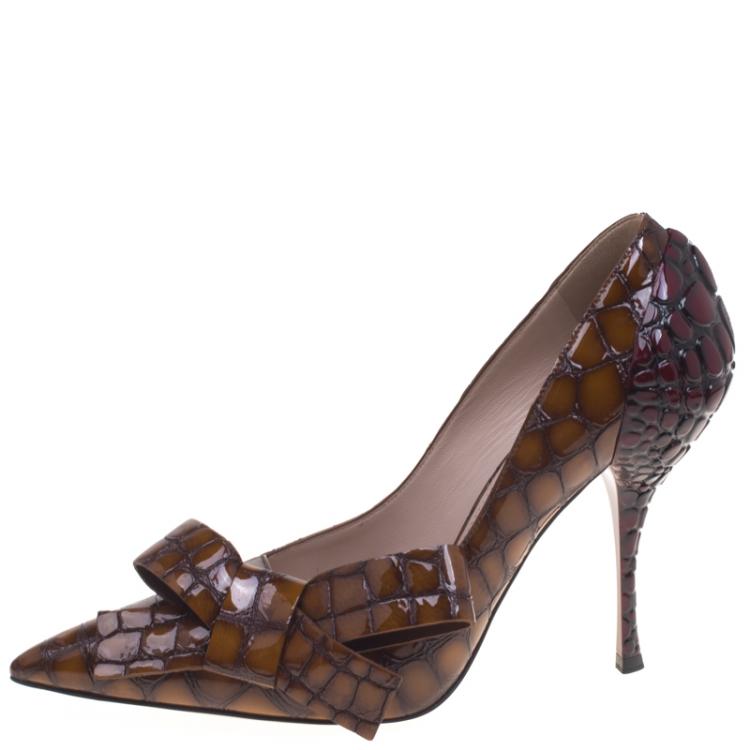 Pre Owned Miu Miu Brown And Burgundy Crocodile Leather Bow Detail Pointed Toe Pumps Size 39
