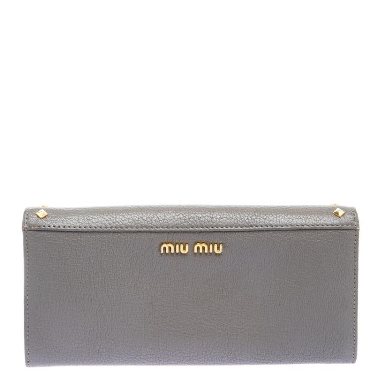 Pre Owned Miu Miu Grey Leather Bow Embellished Continental Wallet