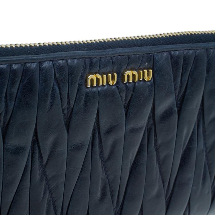 Pre Owned Miu Miu Navy Blue Matelasse Zip Around Wallet