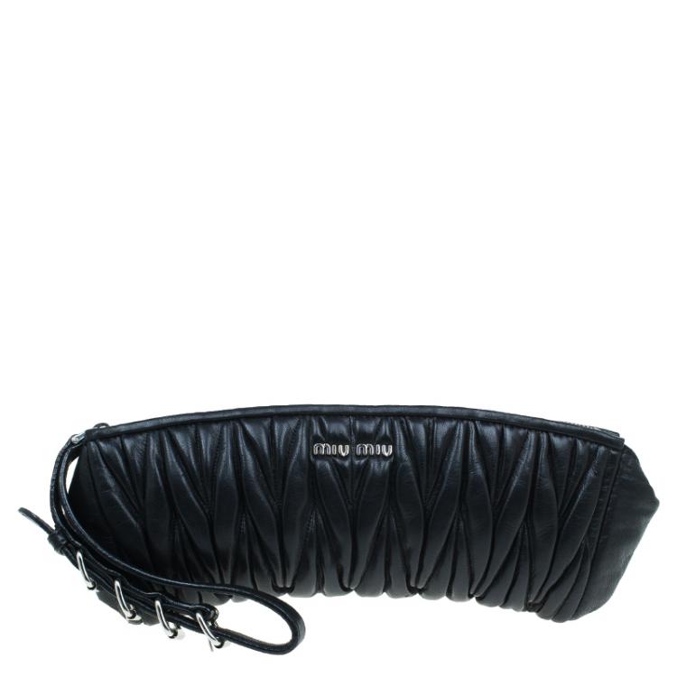 Pre Owned Miu Miu Black Matelasse Leather Wristlet Clutch 