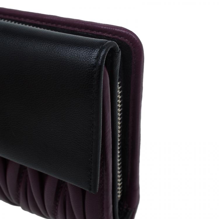 Pre Owned Miu Miu Purple and Black Matalasse Leather Compact Wallet