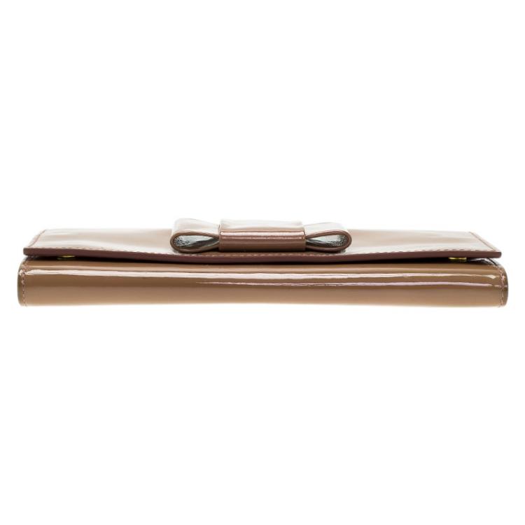 Pre Owned Miu Miu Brown Patent Bow Detail Flap Wallet