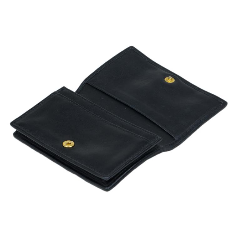 مملوكة مسبقًا Miu Miu Black Leather Matelasse Flap Cardholder 