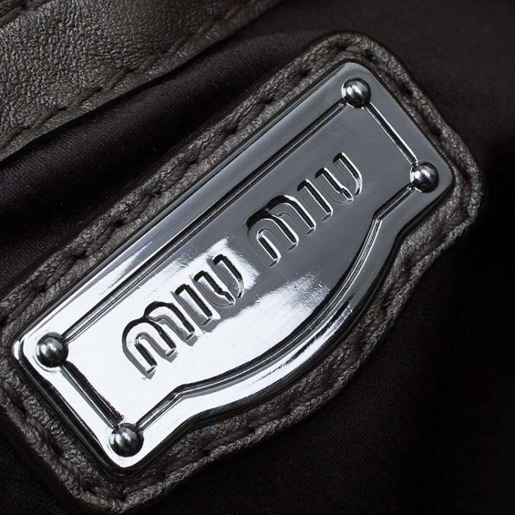 Pre Owned Miu Miu Metallic Silver Matelasse Leather Hobo