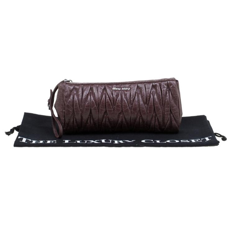 Pre Owned Miu Miu Brown Matelasse Lux Leather Wristlet Clutch 