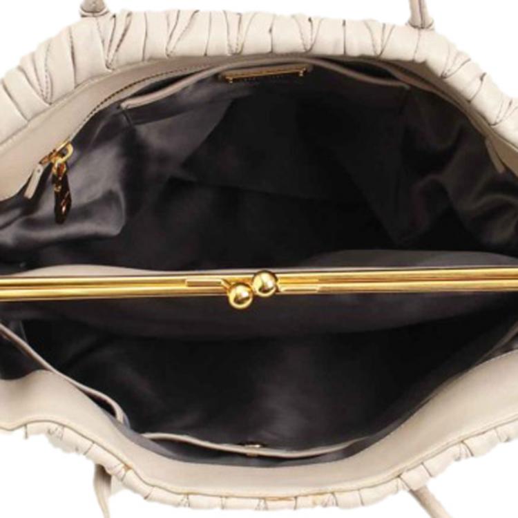 Pre Owned Miu Miu Beige Leather Matelasse Tote Bag