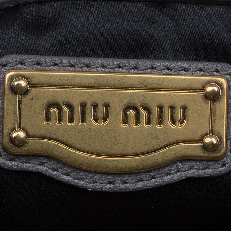 Pre Owned Miu Miu Grey Matelasse Nappa Leather Clutch