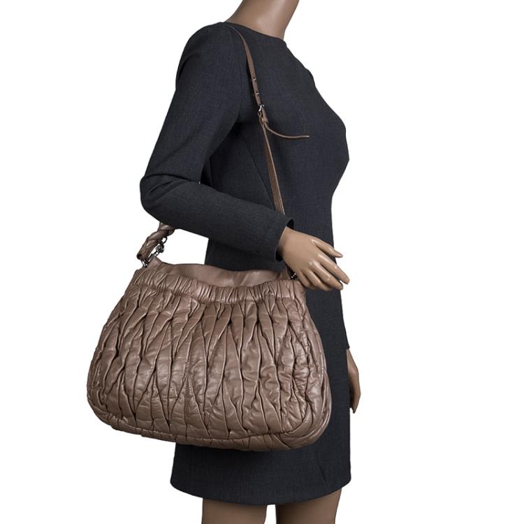 Pre Owned Miu Miu Beige Matelasse Leather Hobo