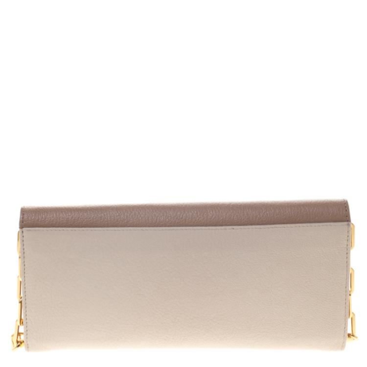 Pre Owned Miu Miu Off White/ Beige Leather Chain Clutch Bag