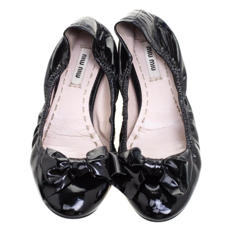 Pre Owned Miu Miu Black Patent Leather Crystal Embellished Ballet Flats Size 38