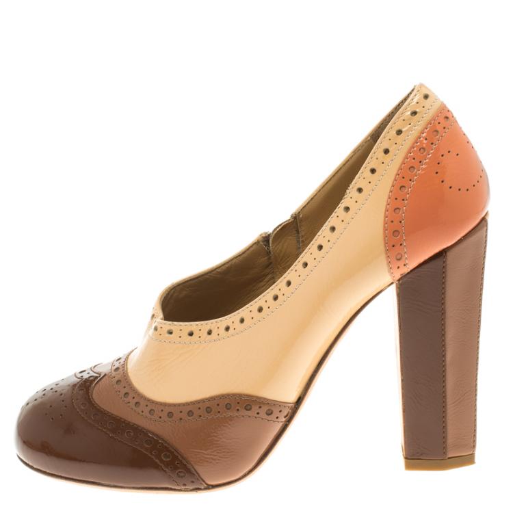 Pre Owned Miu Miu Beige Patent Leather Brogue Pumps Size 37.5