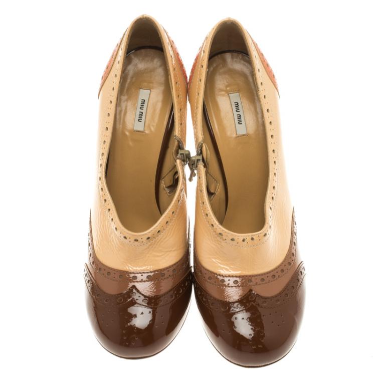 Pre Owned Miu Miu Beige Patent Leather Brogue Pumps Size 37.5