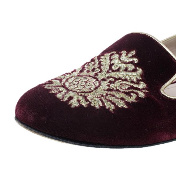 Pre Owned Miu Miu Burgundy Velvet Crest Embellished Smoking Slippers Size 38