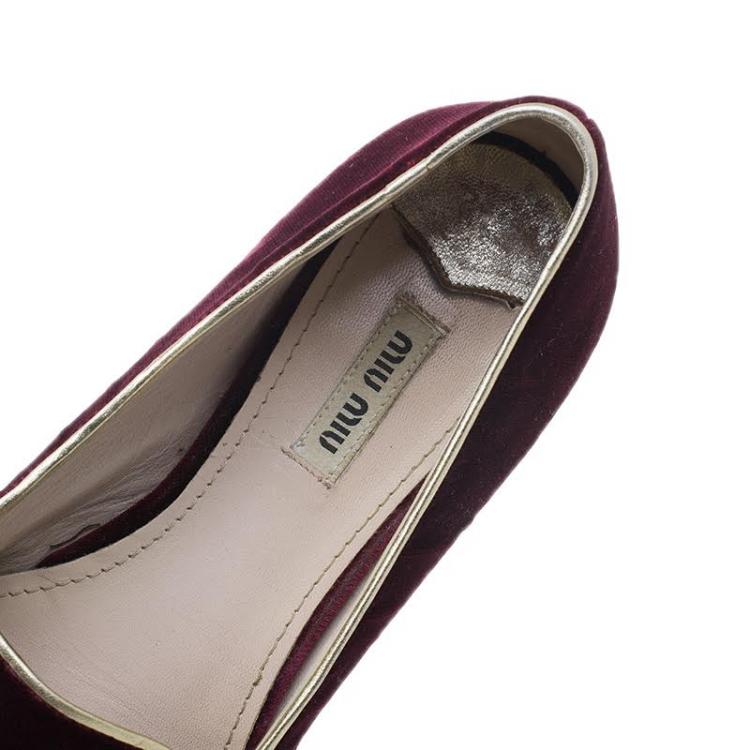 Pre Owned Miu Miu Burgundy Velvet Crest Embellished Smoking Slippers Size 38