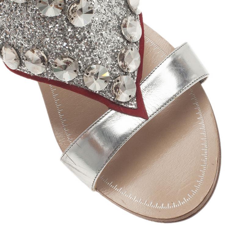 Pre Owned Miu Miu Silver Metallic Leather Glitter Heart Flat Sandals Size 38.5 
