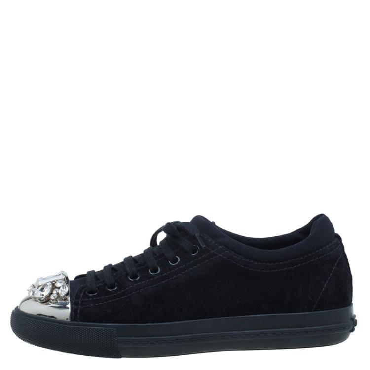 مملوكة مسبقًا Miu Miu Black Suede Crystal Cap Toe Suede Sneakers Size 39