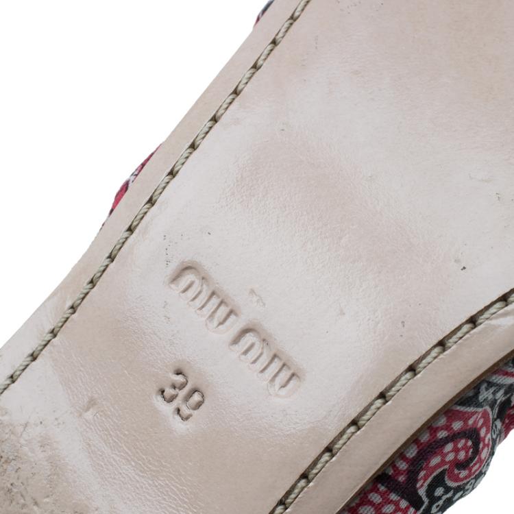 Pre Owned Miu Miu Red Floral Print Fabric Bow Ballet Flats Size 39