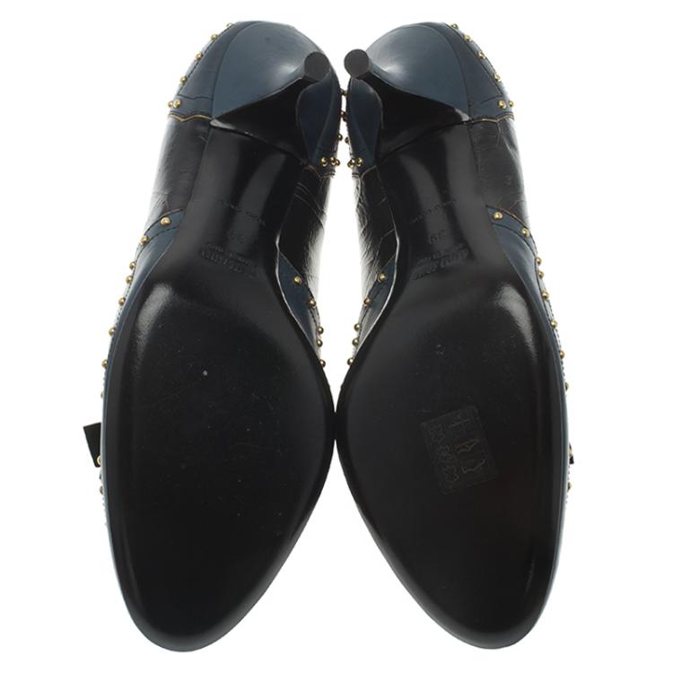 مملوكة مسبقًا Miu Miu Two Tone Studded Leather Pumps Size 39