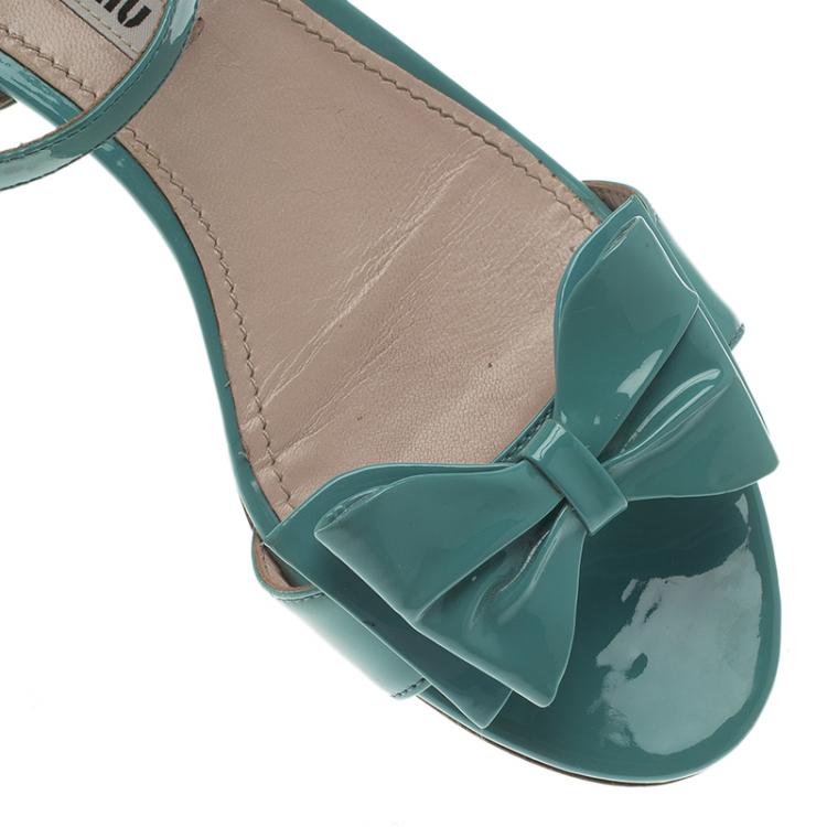 Pre Owned Miu Miu Green Patent Bow Sandals Size 35.5