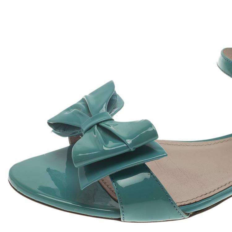 Pre Owned Miu Miu Green Patent Bow Sandals Size 35.5
