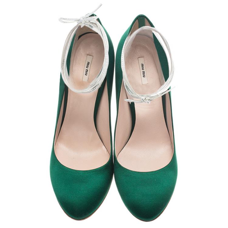 Pre Owned Miu Miu Green Satin Tie Around Pumps Size 39.5