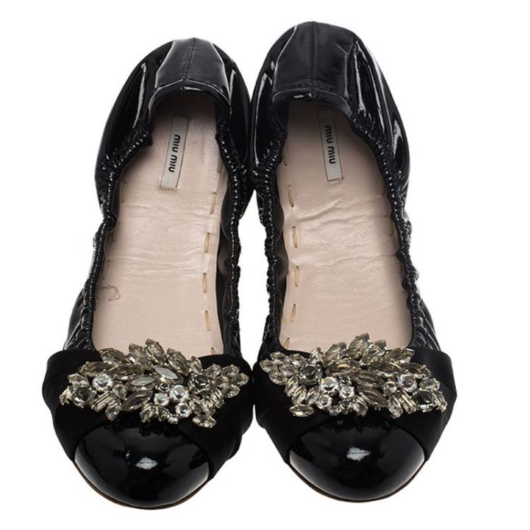 Pre Owned  Miu Miu Black Patent Jeweled Ballet Flats Size 38.5