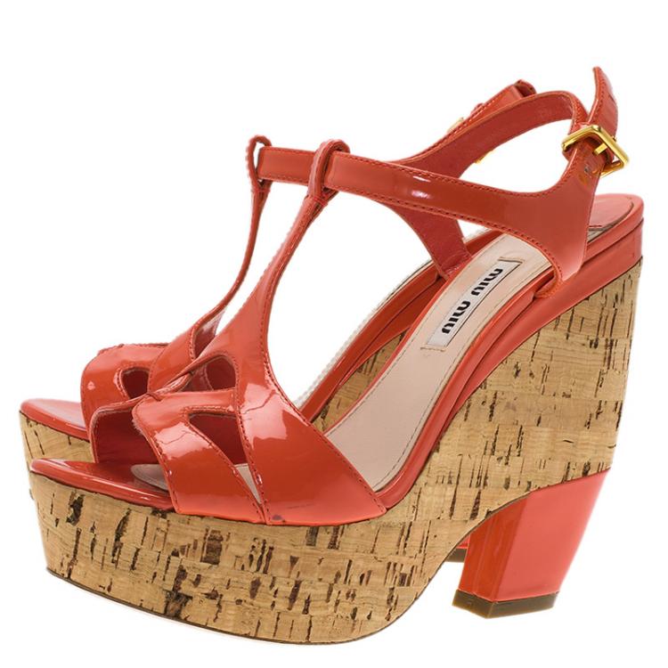 Pre Owned Miu Miu Coral Patent Wedges Sandals Size 36