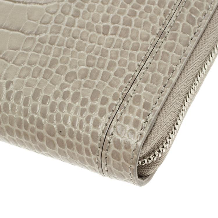 Pre Owned Montblanc Beige Croc Embossed Leather Boheme Zip Around Wallet