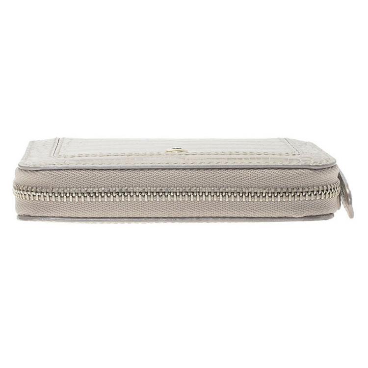 Pre Owned Montblanc Beige Croc Embossed Leather Zip Around Coin Purse