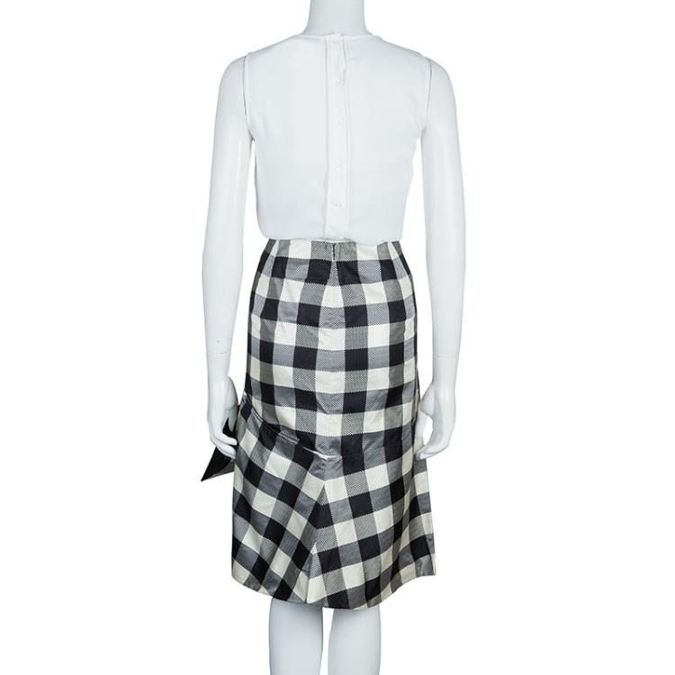Pre Owned Moschino Black and White Checked Skirt L