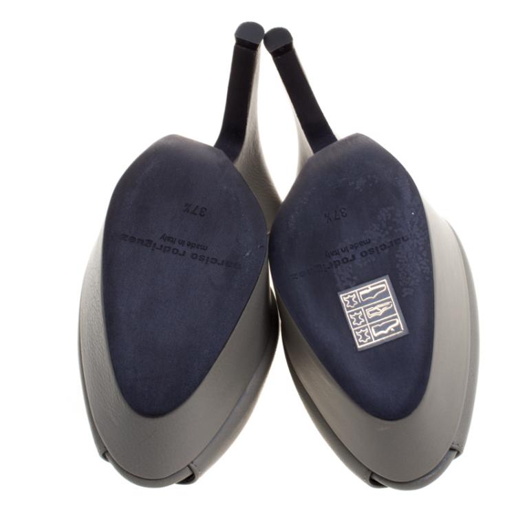 Pre Owned Narciso Rodriguez Grey Leather Peep Toe Clogs Size 37.5