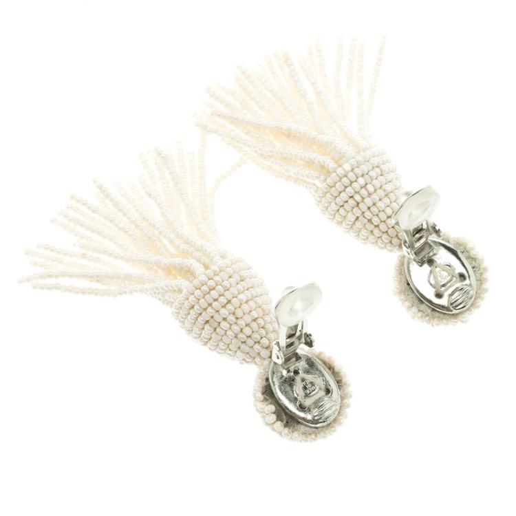 Pre Owned Oscar De La Renta Cream Beaded Tassel Clip-on Earrings