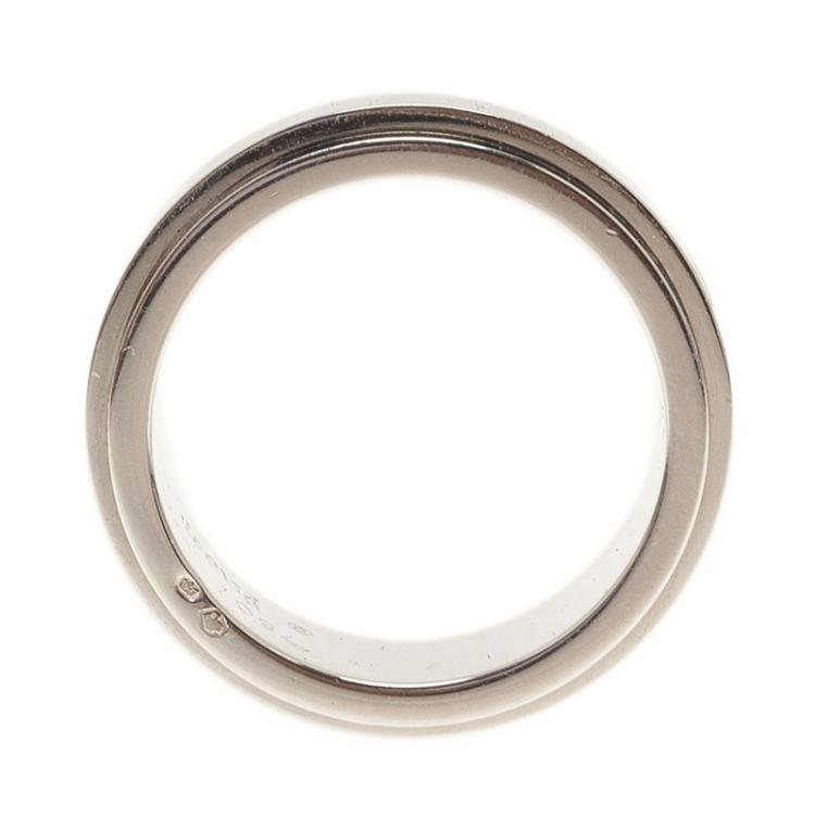 Pre Owned Piaget Possession Eccentric Diamond White Gold Band Ring Size 53