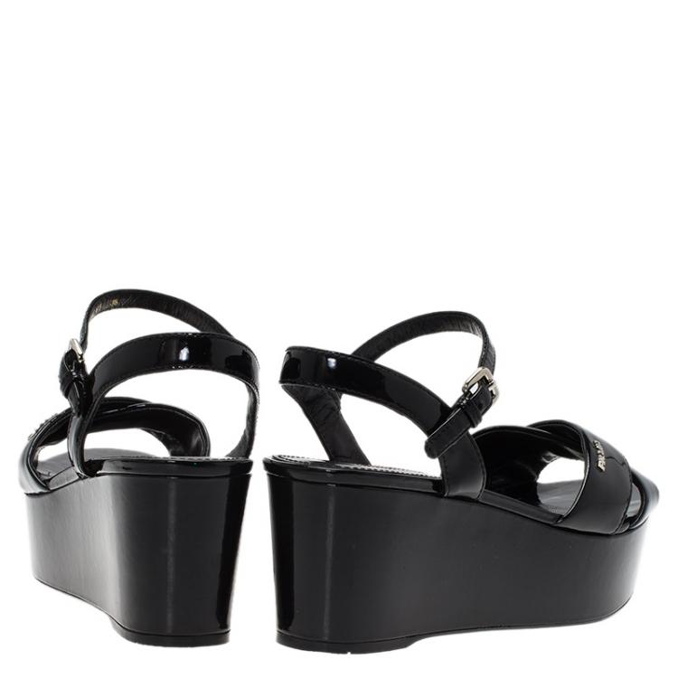 مملوكة مسبقًا Prada Sport Black Patent Cross Strap Platform Sandals Size 38