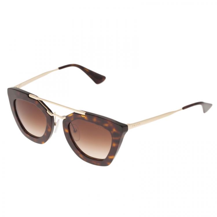 Pre Owned Prada Tortoise Frame Round Sunglasses 