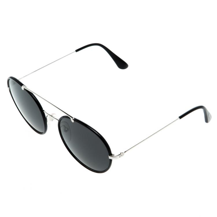 مملوكة مسبقًا Prada Black SPR 53P Round Aviator Sunglasses